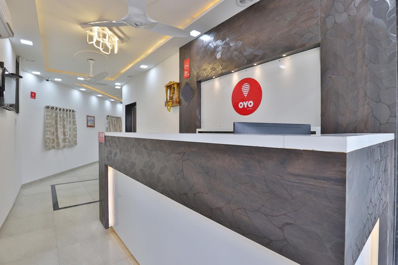 Nova Hotel Star Palace Раджкот Экстерьер фото