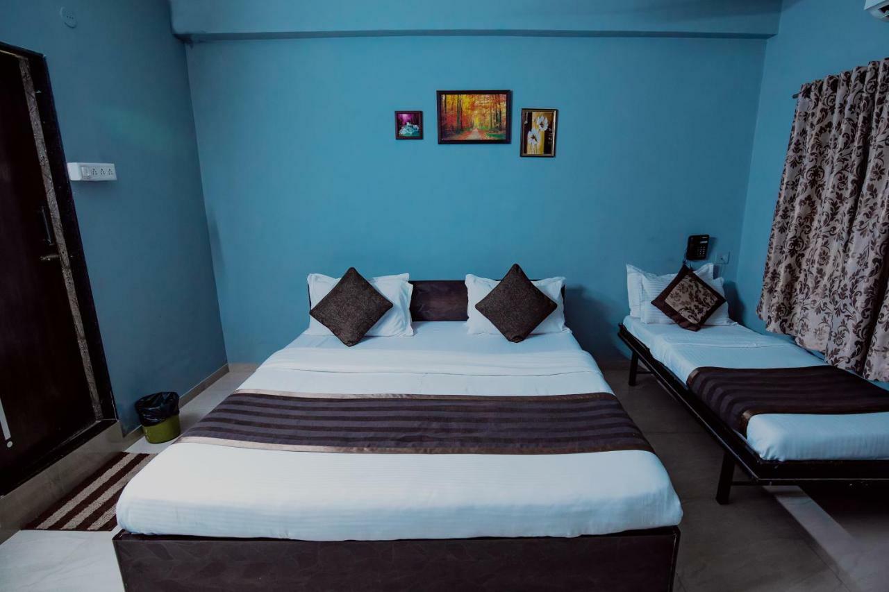 Nova Hotel Star Palace Раджкот Экстерьер фото