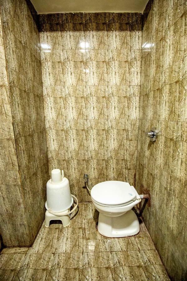 Nova Hotel Star Palace Раджкот Экстерьер фото