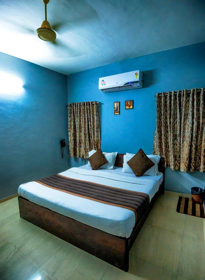 Nova Hotel Star Palace Раджкот Экстерьер фото